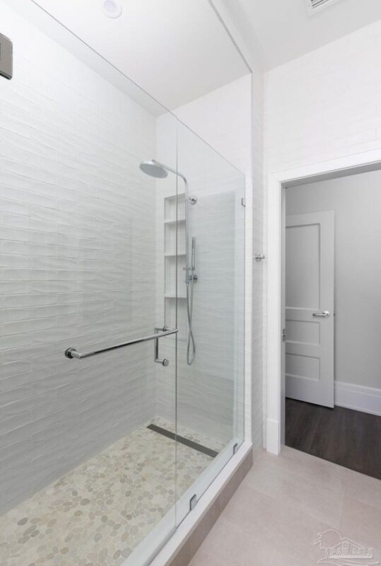 17 Palafox Pl Condo Unit 305 Condo for Rent in Pensacola, FL