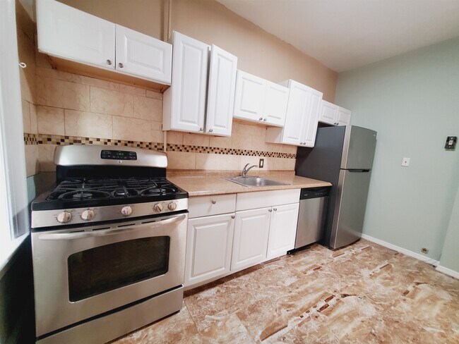 Photo - 7612 Park Ave Unit B5