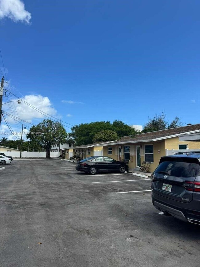 Photo - 4708 SW 33rd Ave Unit 4708