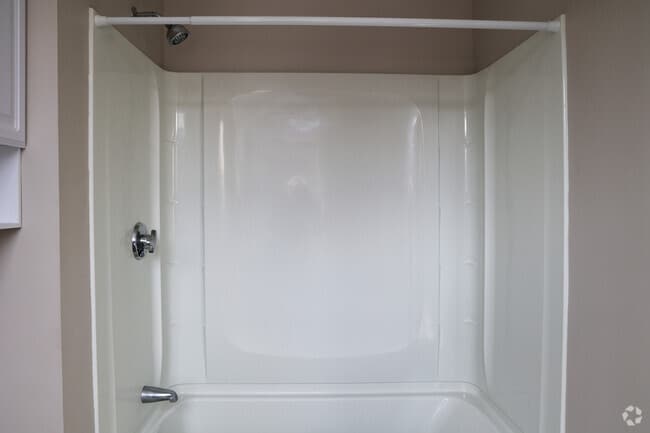Studio, 500SF