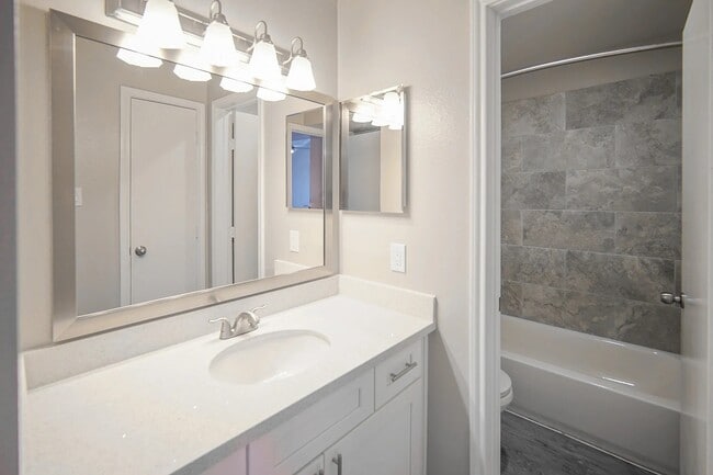 Building Photo - 8455 Will Clayton Pkwy Unit 804