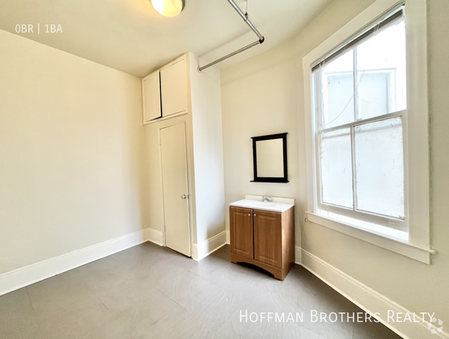 Building Photo - 124 Waverly Pl Unit 101A Rental