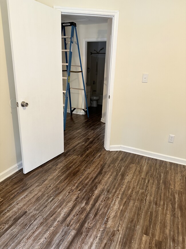 Bedroom #1 - 784 Kings Rd Unit 784 Kings Rd