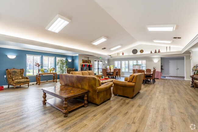 Community Room - Creekside Village Senior Apartments