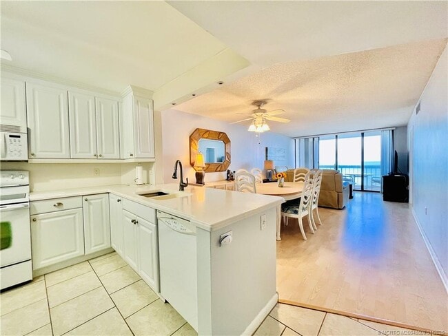 Photo - 9940 S Ocean Dr Unit 703