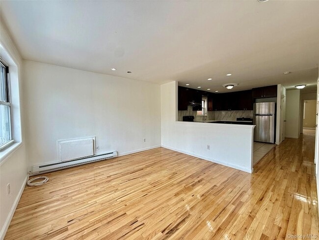 Photo - 20-14 College Point Blvd Unit 2Fl