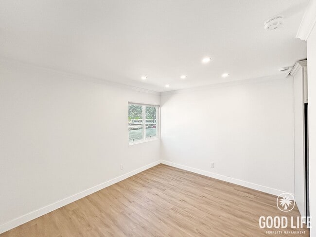 Photo - Beautifully Updated 2B 1.5BA Condo w/ Reserved Parking!