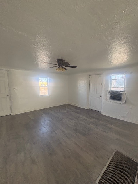 Photo - 502 Headingly Ave NW