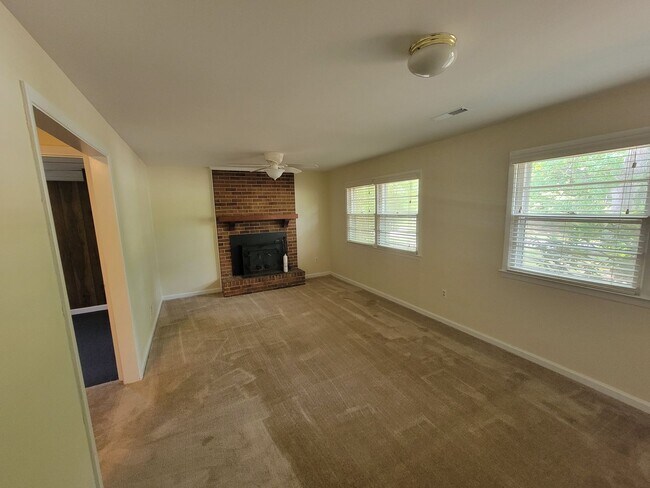 Photo - 3 Bedroom 2 Bathroom House