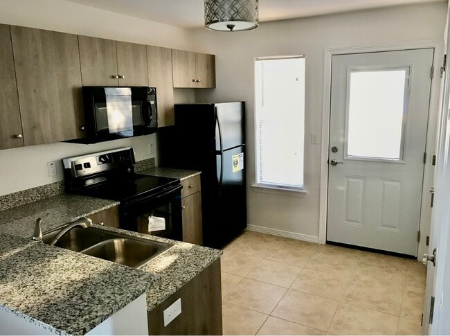 Photo - 2901 Linda Vista St Unit A