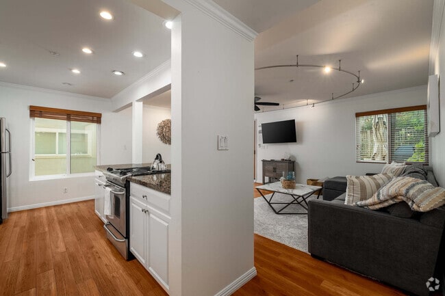 Building Photo - 457 Coast Blvd Rental