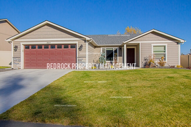 Photo - 18431 Selkirk Estates Rd