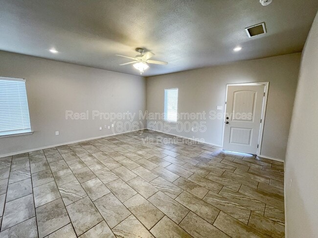 Photo - 11207 Akron Ave