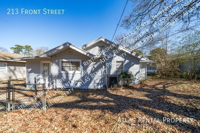 Photo - 213 Front St