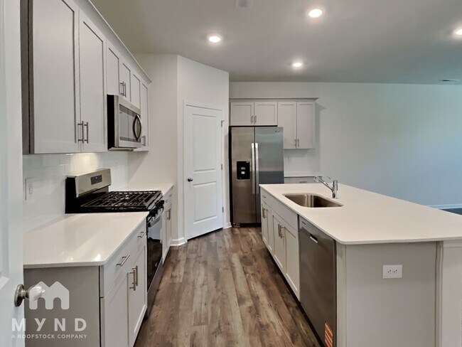 Photo - 513 Old Battle Bridge Rd