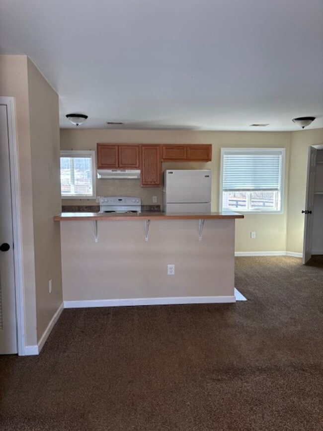 Photo - NEWER RANCH STYLE 2 BEDROOM DUPLEX HOMES FOR LEASE! HEAT and WATER INCLUDED!