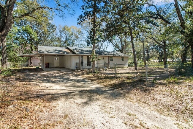 Photo - 876 E Walnut Ave