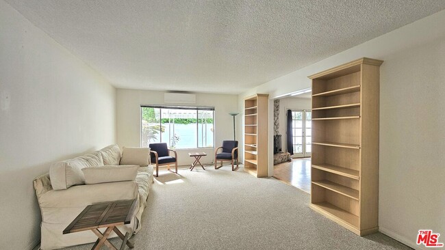 Photo - 4725 Purdue Ave