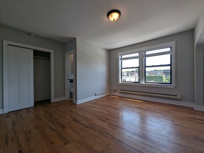 Photo - 4542 N Damen Ave Unit 412