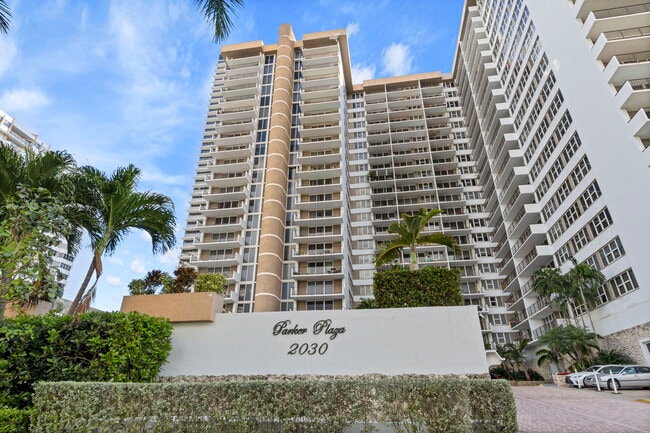Building Photo - 2030 S Ocean Dr Unit 1820 Rental