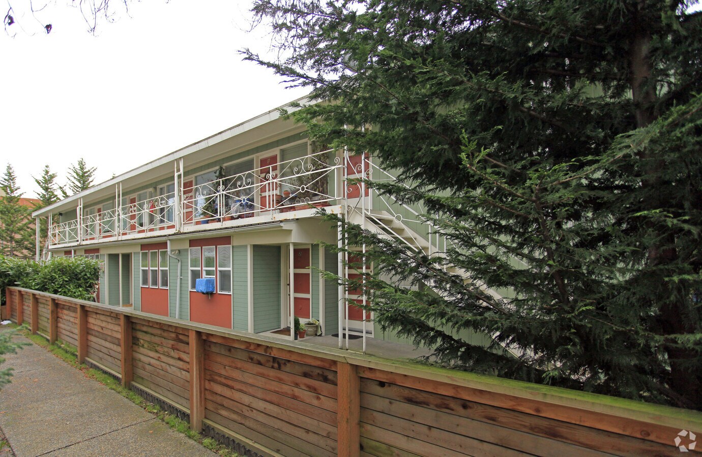 Photo - 224 14th Ave E Apartments