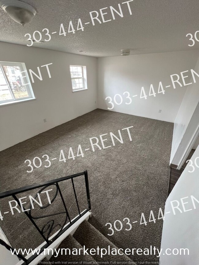 Photo - 3 Bedroom 2 Bath Bi-Level Home!