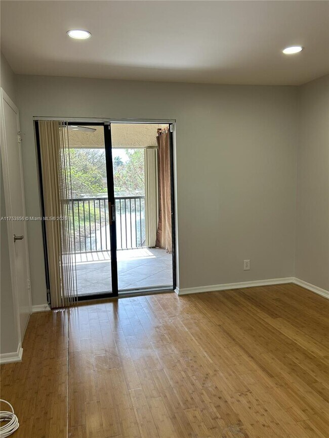 Photo - 3299 Cocoplum Cir Unit 3324
