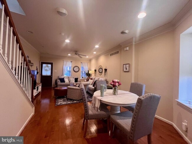 Photo - 1908 N Lincoln St