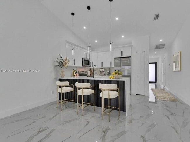 Photo - 4745 13th St SW Unit 4747