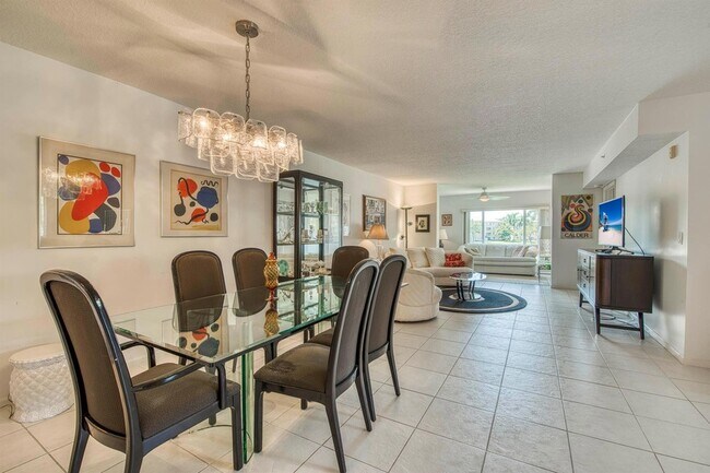 12547 Imperial Isle Dr Unit 208