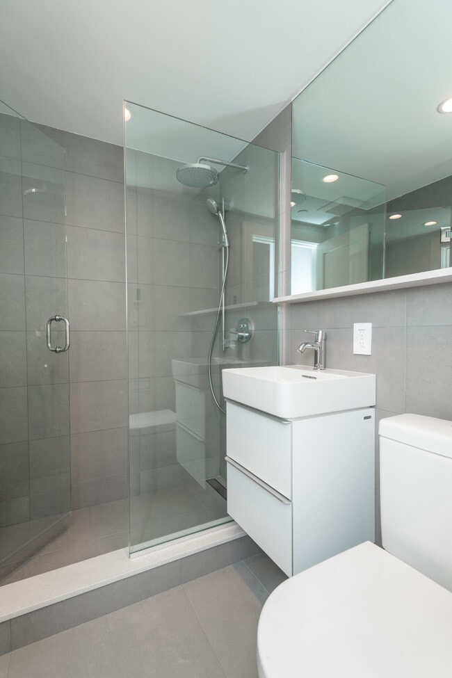 Photo - 462 Massachusetts Ave