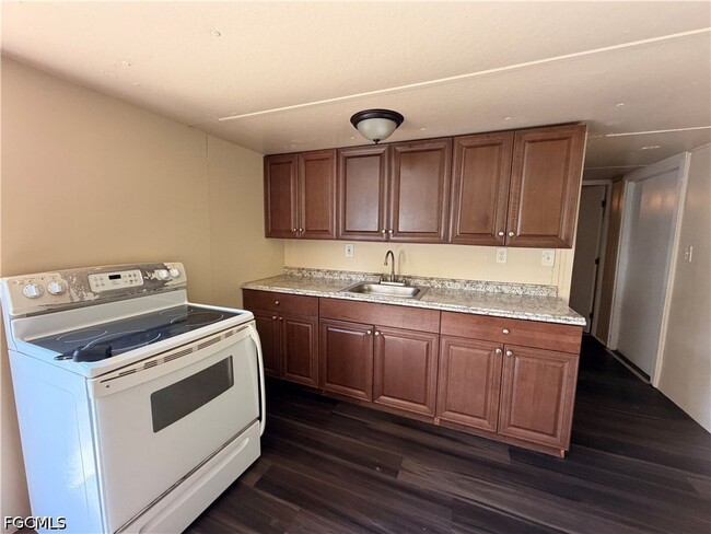 Photo - 7962 Breeze Dr