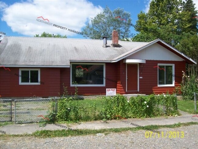 Building Photo - STATUS: AVAILABLE  | R93B | $1700 Rental