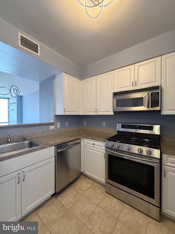Photo - 555 Massachusetts Ave NW Unit 1108