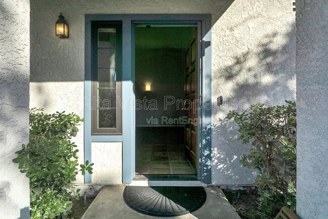 Photo - 7960 Mission Vista Dr