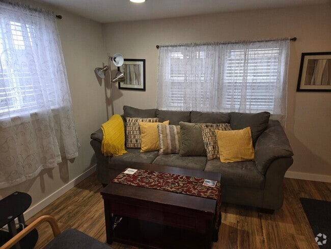 Building Photo - R and B Properties Rental