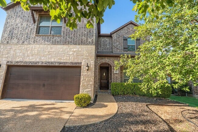 Photo - 929 Lake Meadow Ln
