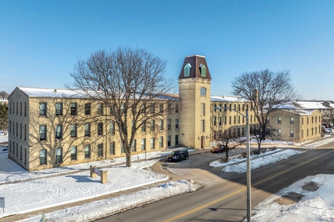 Photo - Franklin Mill Apartments