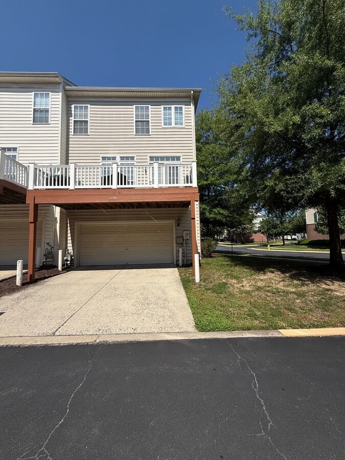 Photo - 15201 Torbay Way