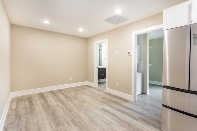 1414 Bennett