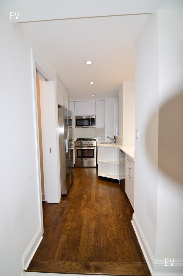 Photo - 200 W 58th St Unit PhA