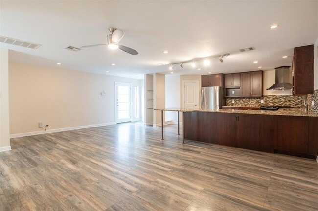 Photo - 1514 Betty Jo Dr