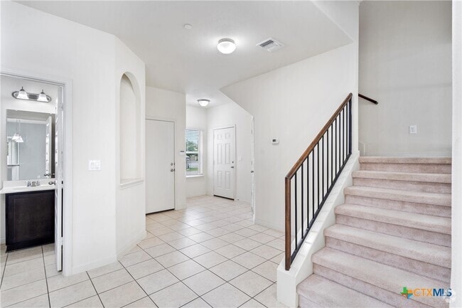Building Photo - 1620 Bryant Dr Unit 2601 Rental