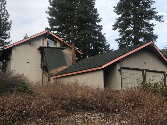 Fully Furnished Incline Home - Fully Furnished Incline Home