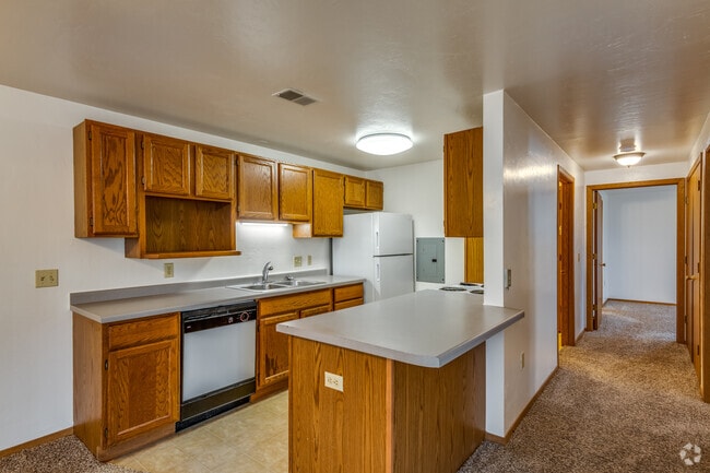 2 BR, 2 BA - 1,200SF