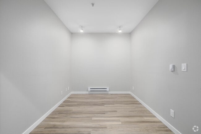 1BR, 1.5BA - 980SF - Den - Park Vista Apartments