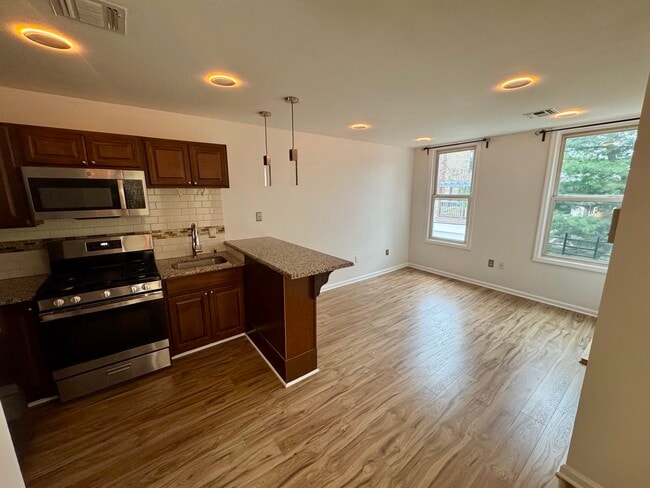 Photo - 77 Reservoir Ave Unit Apt 4