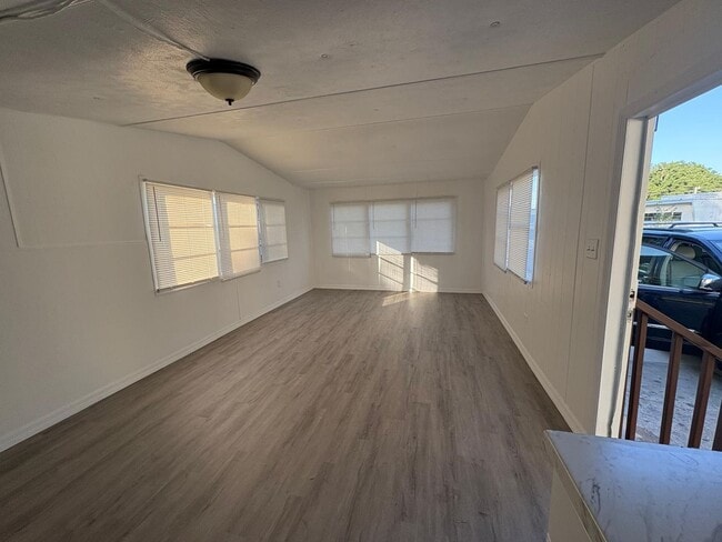 Photo - 2Bed/1Bath **RENT TO OWN OPPORTUNITY** in Lakeland, FL Unit Lot 203-MH