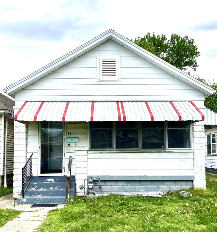 Photo - 1414 E Indiana St House