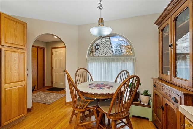 Photo - 8614 Wrenwood Cir